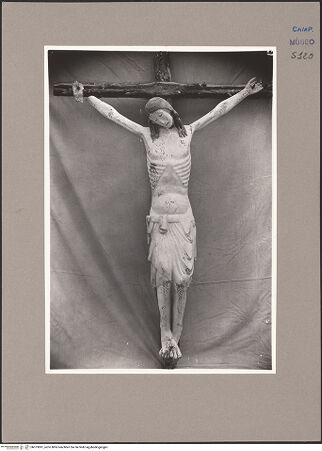 Vorderseite von Sopr. BAS NA [https://www.deutsche-digitale-bibliothek.de/content/lizenzen/rv-ez/] Altarkreuz - Frontalansicht (vor der Restaurierung), bh073891_recto. Foto.