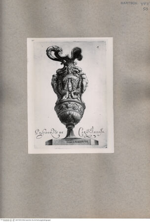 Vorderseite von  [http://creativecommons.org/publicdomain/mark/1.0/] Die Vase - , bh075052. Foto.
