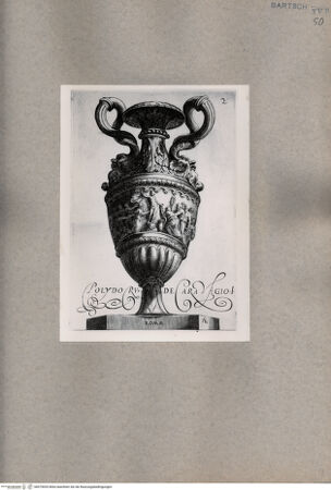 Vorderseite von  [http://creativecommons.org/publicdomain/mark/1.0/] Die Vase - , bh075053. Foto.