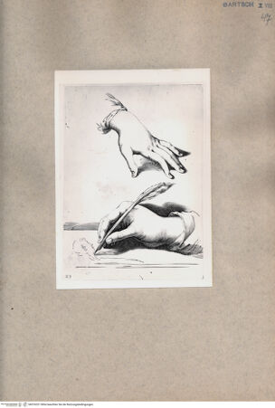 Vorderseite von  [http://creativecommons.org/publicdomain/mark/1.0/] Zeichnende Hand und Handstudie - , bh076331. Foto.