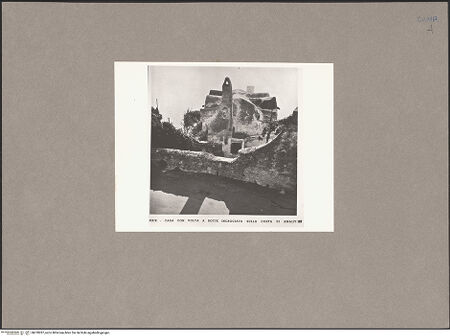 Vorderseite von ICCD [https://www.deutsche-digitale-bibliothek.de/content/lizenzen/rv-ez/] Haus mit Tonnengewölbe, bh078287_recto. Foto.