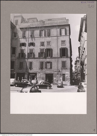 Vorderseite von Sopr. Mon. Laz. [https://www.deutsche-digitale-bibliothek.de/content/lizenzen/rv-ez/] Palazzo Costaguti - Fassade zur Piazza Mattei, bh078359_recto. Foto.