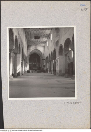 Vorderseite von Bibliotheca Hertziana [https://www.deutsche-digitale-bibliothek.de/content/lizenzen/rv-fz/] Cattedrale - Blick in Richtung Presbyterium, bh079678_recto. Foto: Schwarz, Heinrich Mathias.