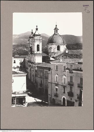 Vorderseite von ICCD [https://www.deutsche-digitale-bibliothek.de/content/lizenzen/rv-ez/] Chiesa dell'Annunziata - Fassade, Schrägansicht, bh082372_recto. Foto.
