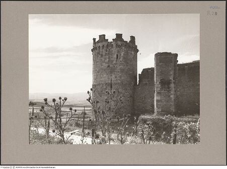 Vorderseite von Hutzel, Max [https://www.deutsche-digitale-bibliothek.de/content/lizenzen/rv-ez/] Fortezza AngioinaTorre della Leonessa - Torre della Regina - Ansicht von Nordosten, bh084995_recto. Foto: Hutzel, Max.