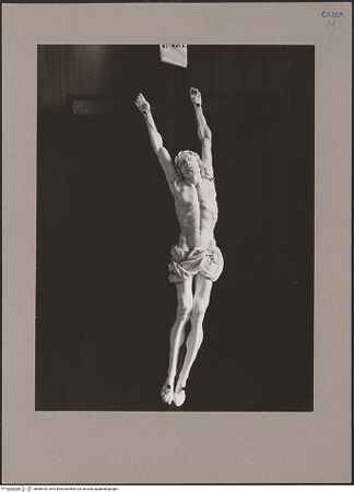 Vorderseite von Hutzel, Max [https://www.deutsche-digitale-bibliothek.de/content/lizenzen/rv-ez/] Kruzifix - Frontalansicht, bh085018_recto. Foto: Hutzel, Max.