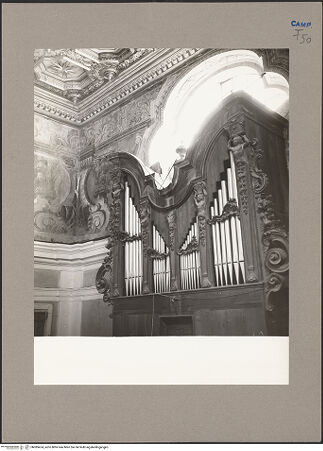 Vorderseite von Hutzel, Max [https://www.deutsche-digitale-bibliothek.de/content/lizenzen/rv-ez/] San Francesco - Innenfassade, Empore, Detail, bh085474_recto. Foto: Hutzel, Max.