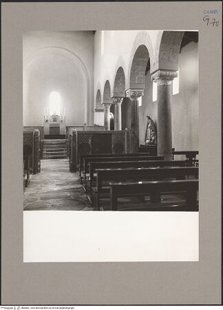 Vorderseite von Hutzel, Max [https://www.deutsche-digitale-bibliothek.de/content/lizenzen/rv-ez/] San Menna - Rechte Arkade, bh085681_recto. Foto: Hutzel, Max.