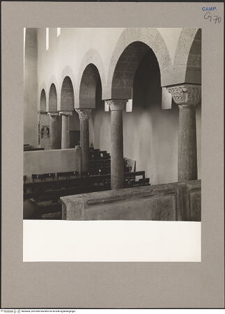 Vorderseite von Hutzel, Max [https://www.deutsche-digitale-bibliothek.de/content/lizenzen/rv-ez/] San Menna - Linke Arkade, bh085686_recto. Foto: Hutzel, Max.