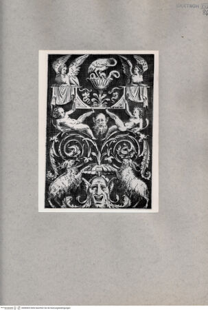 Vorderseite von  [http://creativecommons.org/publicdomain/mark/1.0/] Ausschmückung - , bh085825. Foto.