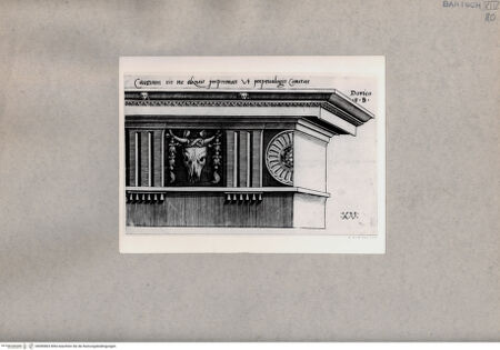 Vorderseite von  [http://creativecommons.org/publicdomain/mark/1.0/] Gebälk - , bh085863. Foto.