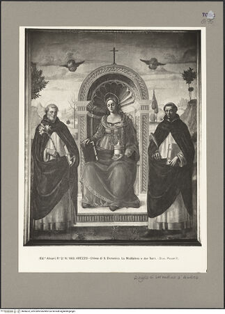 Vorderseite von Alinari [https://www.deutsche-digitale-bibliothek.de/content/lizenzen/rv-ez/] Die heilige Maria Magdalena zwischen den Heiligen Domenikus und Thomas von Aquino - Gesamtansicht, bh086332_recto. Foto.