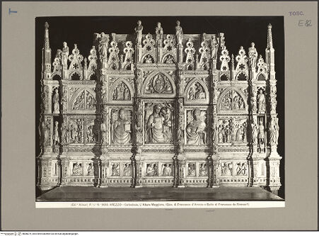 Vorderseite von Alinari [https://www.deutsche-digitale-bibliothek.de/content/lizenzen/rv-ez/] Hauptaltar und Schrein des heiligen DonatusRetabel und Schrein des heiligen DonatusRetabel (Frontseite) - Frontalansicht (Retabel), bh086379_recto. Foto.