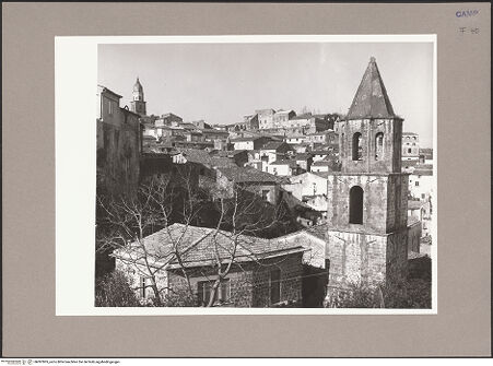 Vorderseite von Hutzel, Max [https://www.deutsche-digitale-bibliothek.de/content/lizenzen/rv-ez/] Madonna della Libera - Campanile, Teilansicht (15. Jh.), bh087805_recto. Foto: Hutzel, Max.