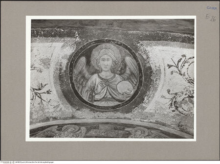 Vorderseite von Hutzel, Max [https://www.deutsche-digitale-bibliothek.de/content/lizenzen/rv-ez/] KapellendekorationLaibungsdekoration: Engel - Gesamtansicht, bh088532_recto. Foto: Hutzel, Max.