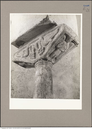 Vorderseite von Hutzel, Max [https://www.deutsche-digitale-bibliothek.de/content/lizenzen/rv-ez/] SkulpturKapitelle der Krypta - Seitenansicht, bh088537_recto. Foto: Hutzel, Max.