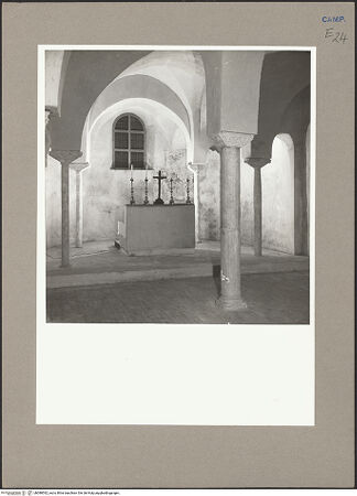 Vorderseite von Hutzel, Max [https://www.deutsche-digitale-bibliothek.de/content/lizenzen/rv-ez/] Duomo - Blick in Richtung Hauptkapelle, bh088542_recto. Foto: Hutzel, Max.