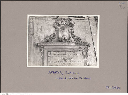 Vorderseite von Ranke [https://www.deutsche-digitale-bibliothek.de/content/lizenzen/rv-ez/] Inschriftplatte im Westbau, bh090601_recto. Foto: Ranke.