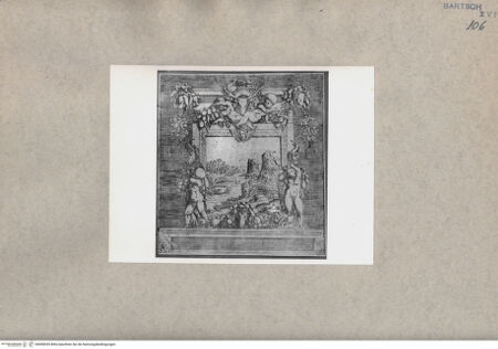 Vorderseite von  [http://creativecommons.org/publicdomain/mark/1.0/] Ornament - , bh090655. Foto.