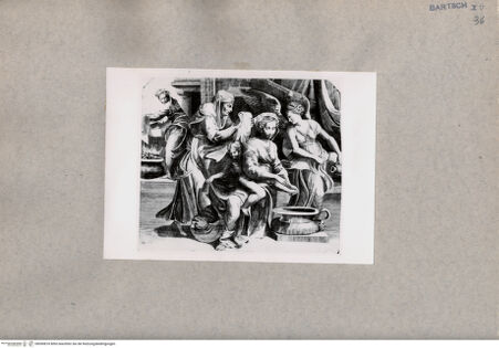 Vorderseite von  [http://creativecommons.org/publicdomain/mark/1.0/] Maria wäscht das Jesuskind - , bh090818. Foto.