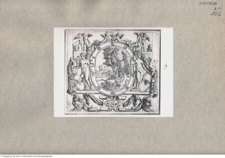 Vorderseite von  [http://creativecommons.org/publicdomain/mark/1.0/] Ornament - , bh091121. Foto.