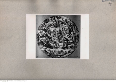 Vorderseite von  [http://creativecommons.org/publicdomain/mark/1.0/] Apollo umgeben von Satyrn - , bh091159. Foto.