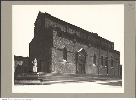 Vorderseite von ICCD [https://www.deutsche-digitale-bibliothek.de/content/lizenzen/rv-ez/] Duomo - Ansicht von Südwesten (vor dem Bau der neuen Fassade), bh092275_recto. Foto.