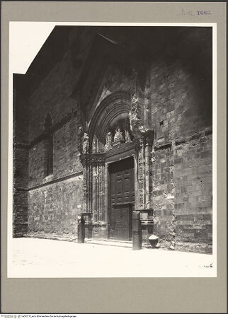 Vorderseite von ICCD [https://www.deutsche-digitale-bibliothek.de/content/lizenzen/rv-ez/] Portal mit Verkündigung und Zyklus der Tugenden und Laster - Seitenansicht, bh092278_recto. Foto.