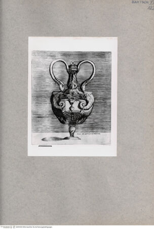 Vorderseite von  [http://creativecommons.org/publicdomain/mark/1.0/] Vase - , bh092452. Foto.