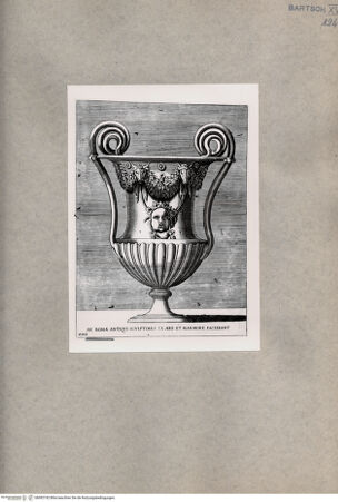 Vorderseite von  [http://creativecommons.org/publicdomain/mark/1.0/] Vase - , bh092742. Foto.