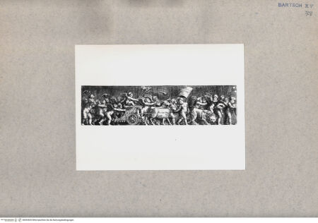 Vorderseite von  [http://creativecommons.org/publicdomain/mark/1.0/] Fries mit dem Triumph Amors - , bh092820. Foto.