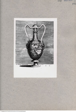 Vorderseite von  [http://creativecommons.org/publicdomain/mark/1.0/] Vase - , bh092953. Foto.