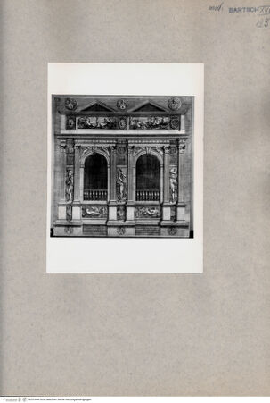 Vorderseite von  [http://creativecommons.org/publicdomain/mark/1.0/] Brunnen des Innocent - , bh093444. Foto.