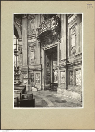 Vorderseite von Pedrini, Augusto [https://www.deutsche-digitale-bibliothek.de/content/lizenzen/rv-ez/] Santissima Trinità - Innenansicht rechts, bh095171_recto. Foto: Pedrini, Augusto.