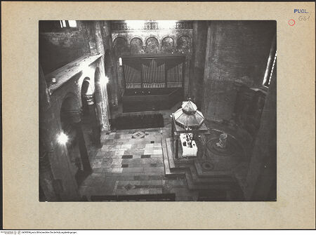 Vorderseite von Ficarelli, Bari [https://www.deutsche-digitale-bibliothek.de/content/lizenzen/rv-ez/] San NicolaQuerhaus und Apsiden - Vierung, Hauptapsis und Nordquerhaus, bh095396_recto. Foto: Ficarelli, Michele.