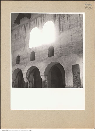 Vorderseite von Hutzel, Max [https://www.deutsche-digitale-bibliothek.de/content/lizenzen/rv-ez/] San Salvatore Maggiore a Corte - Rechte Arkade und Obergaden, bh095476_recto. Foto: Hutzel, Max.