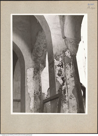 Vorderseite von Hutzel, Max [https://www.deutsche-digitale-bibliothek.de/content/lizenzen/rv-ez/] San Salvatore Maggiore a Corte - Rechte Arkade (erster und zweiter Pfeiler), bh095482_recto. Foto: Hutzel, Max.