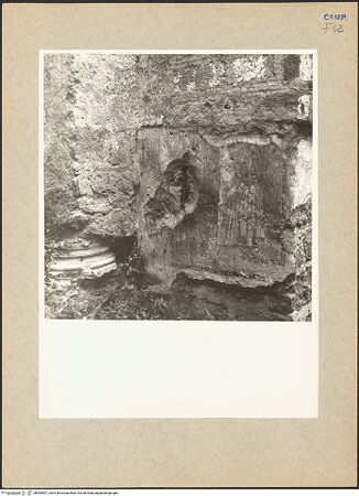 Vorderseite von Hutzel, Max [https://www.deutsche-digitale-bibliothek.de/content/lizenzen/rv-ez/] Ornat eines heiligen Priesters? - Gesamtansicht, bh095507_recto. Foto: Hutzel, Max.