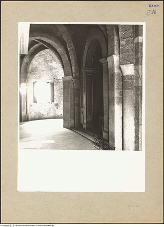 Vorderseite von Bibliotheca Hertziana [https://www.deutsche-digitale-bibliothek.de/content/lizenzen/rv-ez/] Duomo - Südapsis, bh095786_recto. Foto: Hutzel, Max.