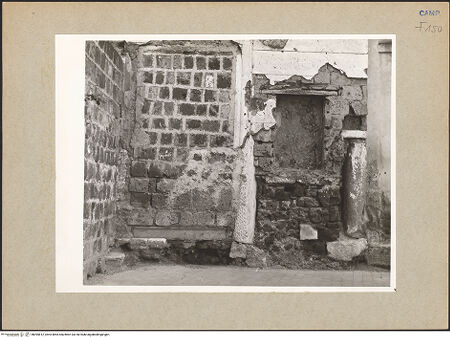 Vorderseite von Hutzel, Max [https://www.deutsche-digitale-bibliothek.de/content/lizenzen/rv-ez/] Santi Rufo e Carponio - Außenwand, bh095812_recto. Foto: Hutzel, Max.