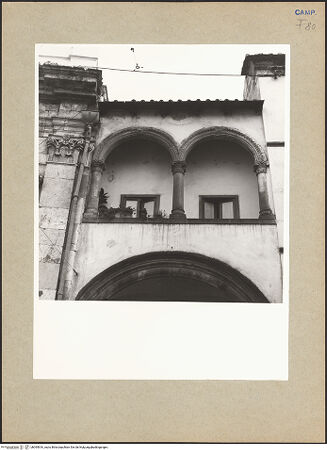 Vorderseite von Hutzel, Max [https://www.deutsche-digitale-bibliothek.de/content/lizenzen/rv-ez/] Arco di Sant'Eligio - Arco di Sant'Eligio, Loggia, bh095816_recto. Foto: Hutzel, Max.