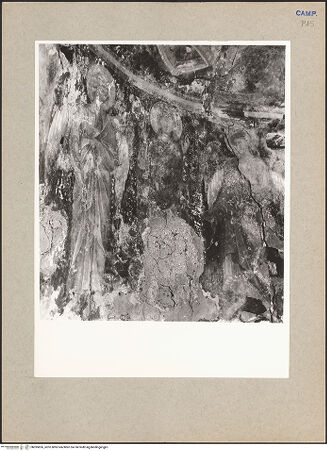 Vorderseite von Hutzel, Max [https://www.deutsche-digitale-bibliothek.de/content/lizenzen/rv-ez/] Himmelfahrt Christi mit Maria, Aposteln und Engeln - Detail: Maria zwischen zwei Engeln (vor der Übertragung), bh095826_recto. Foto: Hutzel, Max.