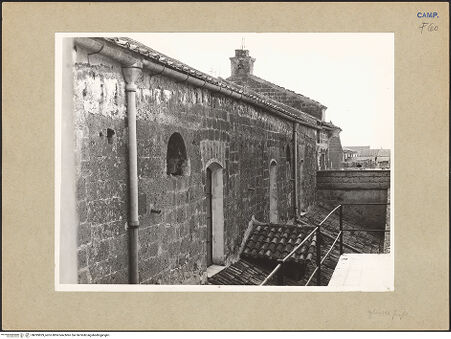 Vorderseite von Hutzel, Max [https://www.deutsche-digitale-bibliothek.de/content/lizenzen/rv-ez/] Chiesa dei Cappuccini (ex Chiesa dei Gesuiti)Nordfassade - Obergaden, bh095839_recto. Foto: Hutzel, Max.