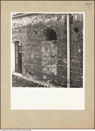 Vorderseite von Hutzel, Max [https://www.deutsche-digitale-bibliothek.de/content/lizenzen/rv-ez/] Chiesa dei Cappuccini (ex Chiesa dei Gesuiti)Nordfassade - Obergaden, Detail, bh095844_recto. Foto: Hutzel, Max.