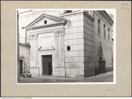 Vorderseite von Hutzel, Max [https://www.deutsche-digitale-bibliothek.de/content/lizenzen/rv-ez/] San Marcello Maggiore - Fassade und rechte Seite, bh095852_recto. Foto: Hutzel, Max.