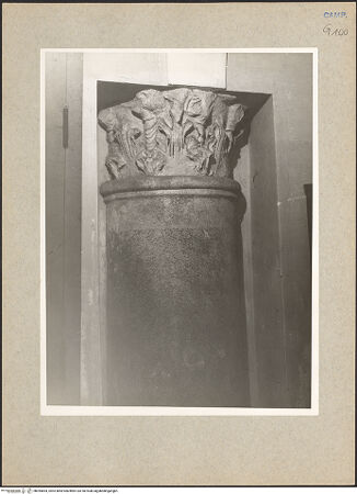 Vorderseite von Hutzel, Max [https://www.deutsche-digitale-bibliothek.de/content/lizenzen/rv-ez/] Säule, bh095854_recto. Foto: Hutzel, Max.