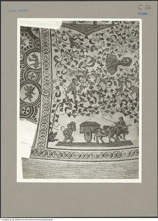 Vorderseite von Hutzel, Max [https://www.deutsche-digitale-bibliothek.de/content/lizenzen/rv-fz/] Mosaik mit Weinleseszene - Detail, bh096378_recto. Foto: Hutzel, Max.