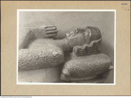 Vorderseite von Hutzel, Max [https://www.deutsche-digitale-bibliothek.de/content/lizenzen/rv-ez/] Grabmal des Luigi de Capua (gest. 1396) - Seitenansicht, bh096792_recto. Foto: Hutzel, Max.