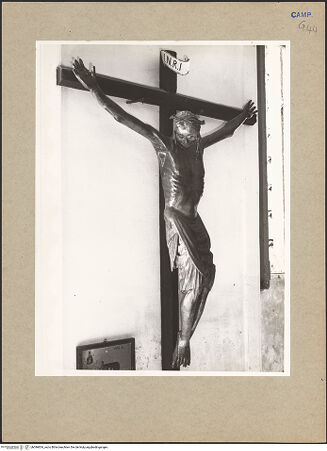 Vorderseite von Hutzel, Max [https://www.deutsche-digitale-bibliothek.de/content/lizenzen/rv-ez/] Altarkreuz - Seitenansicht von links, bh096834_recto. Foto: Hutzel, Max.