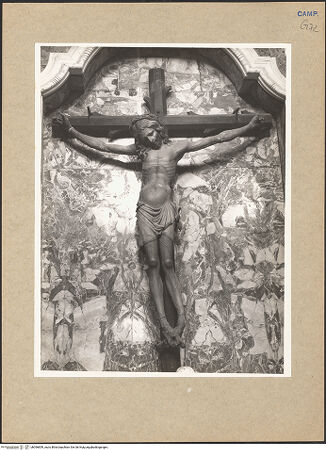 Vorderseite von Hutzel, Max [https://www.deutsche-digitale-bibliothek.de/content/lizenzen/rv-ez/] Altarkreuz - Frontalansicht, bh096859_recto. Foto: Hutzel, Max.